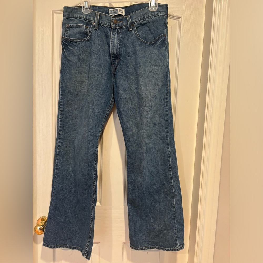 Levi’s Signature bootcut jeans, size 32/30